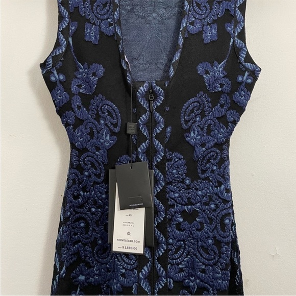 Herve Leger Beautiful Fitted Bandage
Midi Dress - Picture 1 of 7